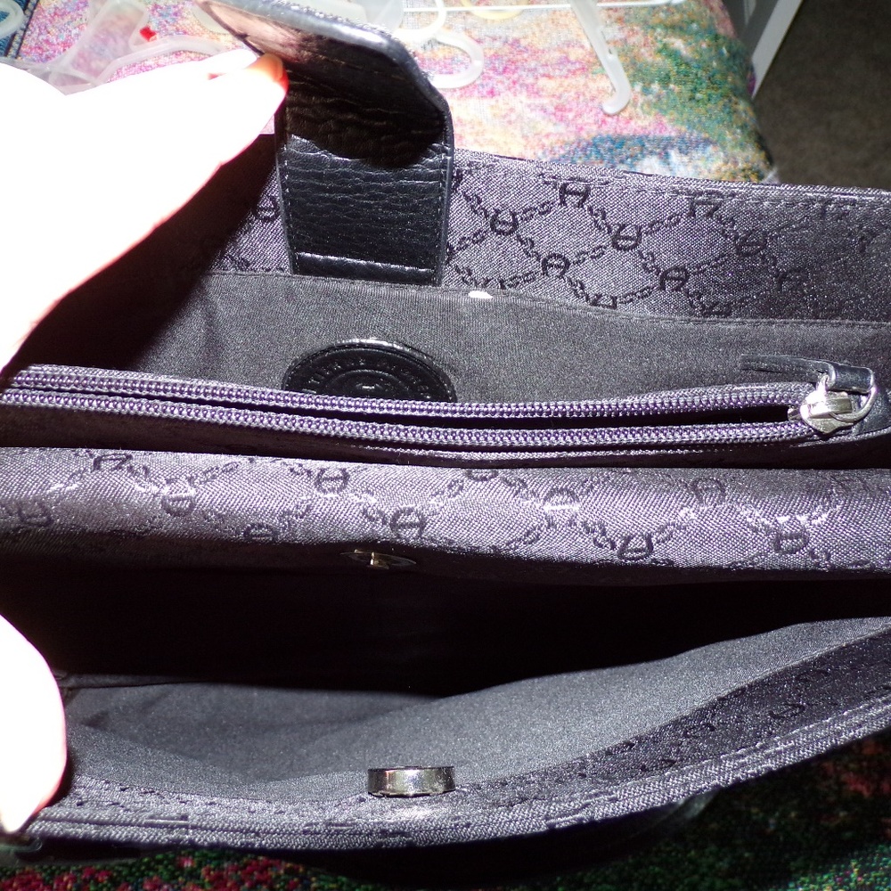 Vintage Aigner Black Purse Handbag - Picture 4 of 4